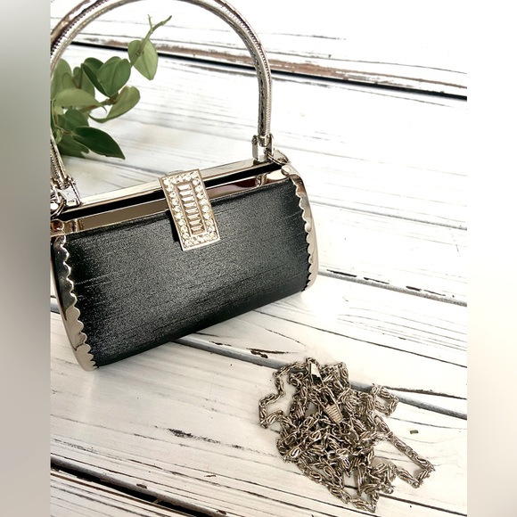 Gorgeous Vintage Hard Shell Evening Bag - Picture 8 of 11
